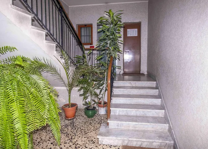 Miti Dello Stretto فندق مبيت وإفطار 4*